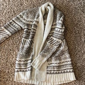 Women’s Lucky Brand sweater